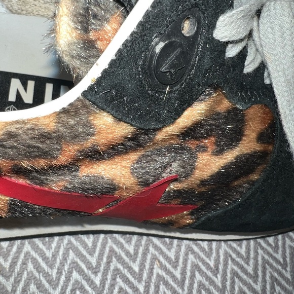 Golden Goose Running Shoes Leopard - Picture 5 of 10